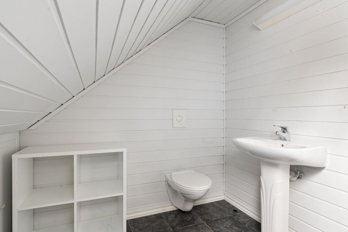 Sample photo: Bathroom